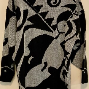 80s Black Pullover Sweater/Silver Metallic/Abstract Print/Jonathan Cass/Acrylic/Womans chest 42 Vintage 1970-1980s image 5