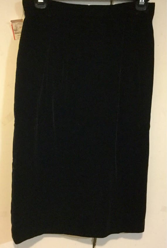 Brooks Brothers Skirt/Black Velvet/Short Pencil S… - image 2