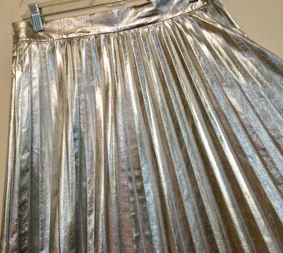 1980s Silver Pleather Skirt Metallic Accordion Ple