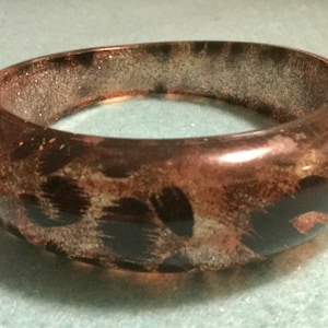 Leopard Bangle Bracelet Cuff/Lucite-Plastic-Acrylic/Animal Print/Brown+Copper+Black/Glitter/Vintage