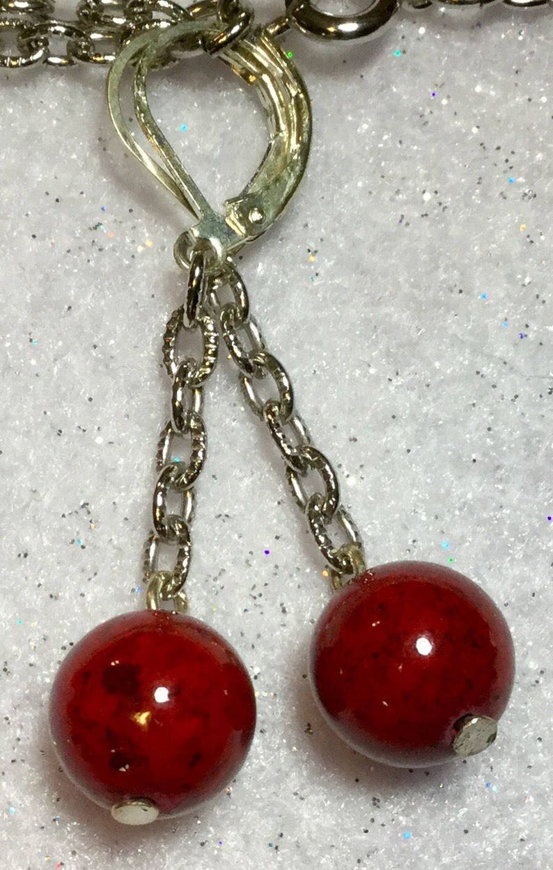 Christmas Bead Necklace Choker /& Earrings Red Cherry Green Xmas Holiday Vintage Handcrafted 2 Piece SET
