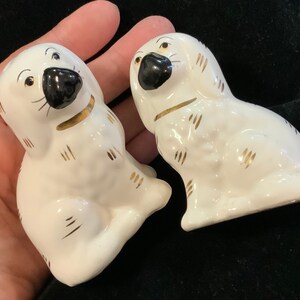 Staffordshire(?) Dog Figurine Salt & Pepper Shaker Pair “Comforter Spaniels” Ceramic Animal/Porcelain China/Small 3.25”H/Vintage 2pc SET