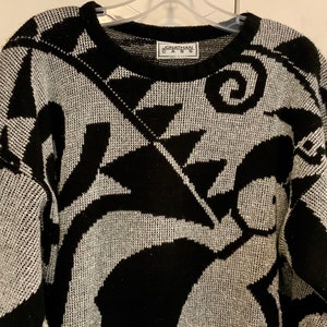 80s Black Pullover Sweater/Silver Metallic/Abstract Print/Jonathan Cass/Acrylic/Womans chest 42 Vintage 1970-1980s image 4