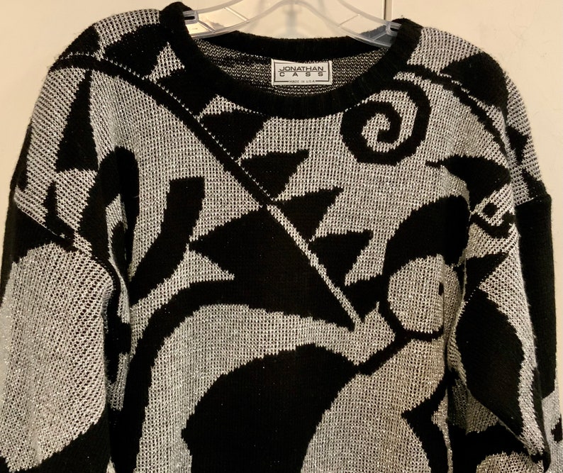 80s Black Pullover Sweater/Silver Metallic/Abstract Print/Jonathan Cass/Acrylic/Womans chest 42 Vintage 1970-1980s image 4