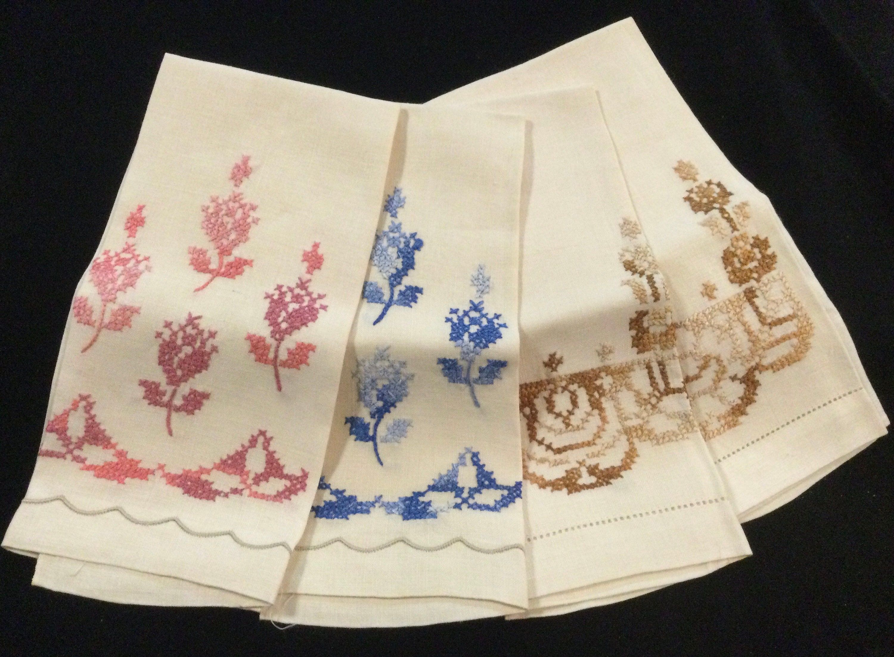 1950 Embroidered Floral CrossStitch Hand Towels/Tea Towel Etsy
