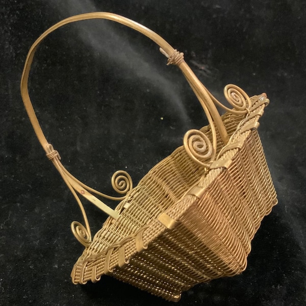 Woven Metal Basket Etsy