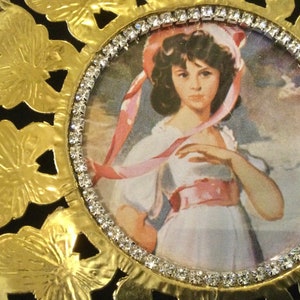 Victorian Portrait Print Brass Butterfly Frame/Pinkie/Blue Boy/Miss Bowles/The Red Boy/Repro Painting/Rhinestone/England/Round Set/Vintage