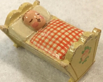 Dollhouse Baby Cradle/Hand Painted Wood/Small Miniature .75”H/Handmade/Vintage 1970s