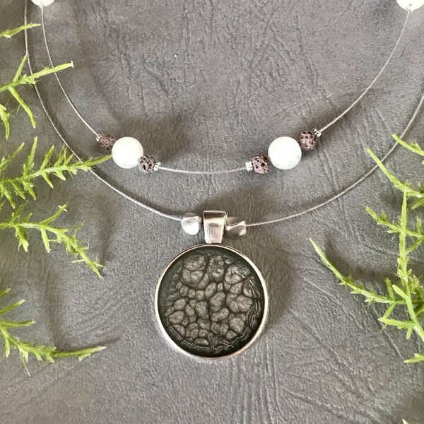 Necklace, handmade pendant necklace, 2 beaded strands, grey and black pebeo in resin, in a silver base frame, gift for women, free shipping