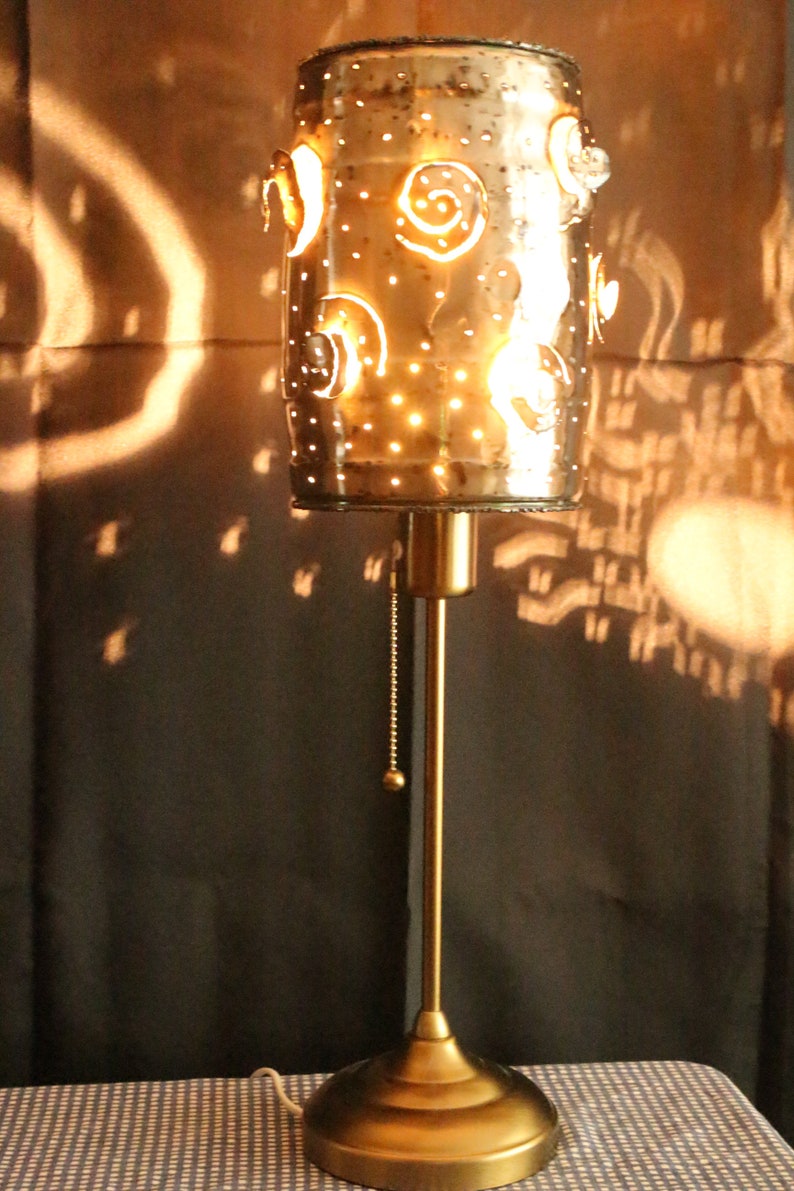 Locke Lampe aus Blechbehälter, Partybierfaß, Upcyclinglampe,Unikat Bild 8