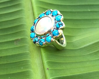 No.351 Tennessee River Pearl and Natural Bisbee Turquoise in a 950 Sterling Silver Ring size 6 1/2