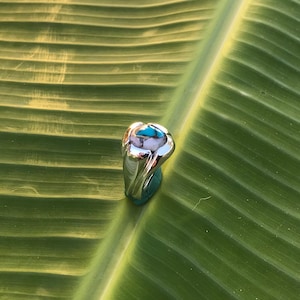 No846 Natural Bisbee Turquoise in a 950 Sterling Silver Ring size 4 3/4