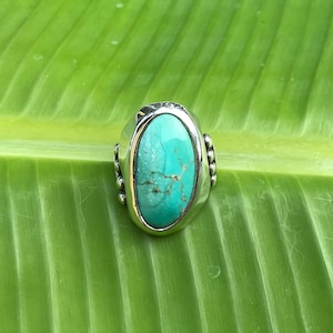 No.423 Santa Rita Turquoise in a 950 Sterling Silver Ring size 8
