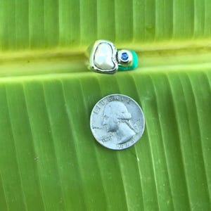 No 1225 Natural Tennessee River Pearl and Australian Blue Sapphire in a 950 Sterling Silver Ring Size 8 image 4
