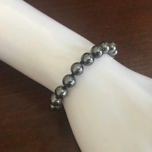 Gunmetal Gray Faux Pearl Hand-Knotted Bracelet. 7 1/2 Inches Long. Gray Pearl Bracelet.