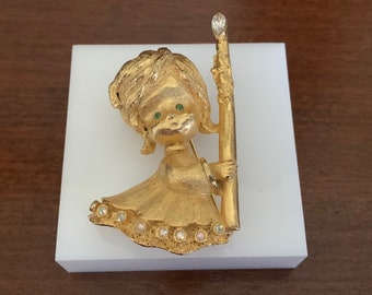 MYLU Angelo di Natale color oro con spilla a candela. Spilla o spilla da angelo di Natale. Regalo di Natale per lei. Gioielli MYLU.