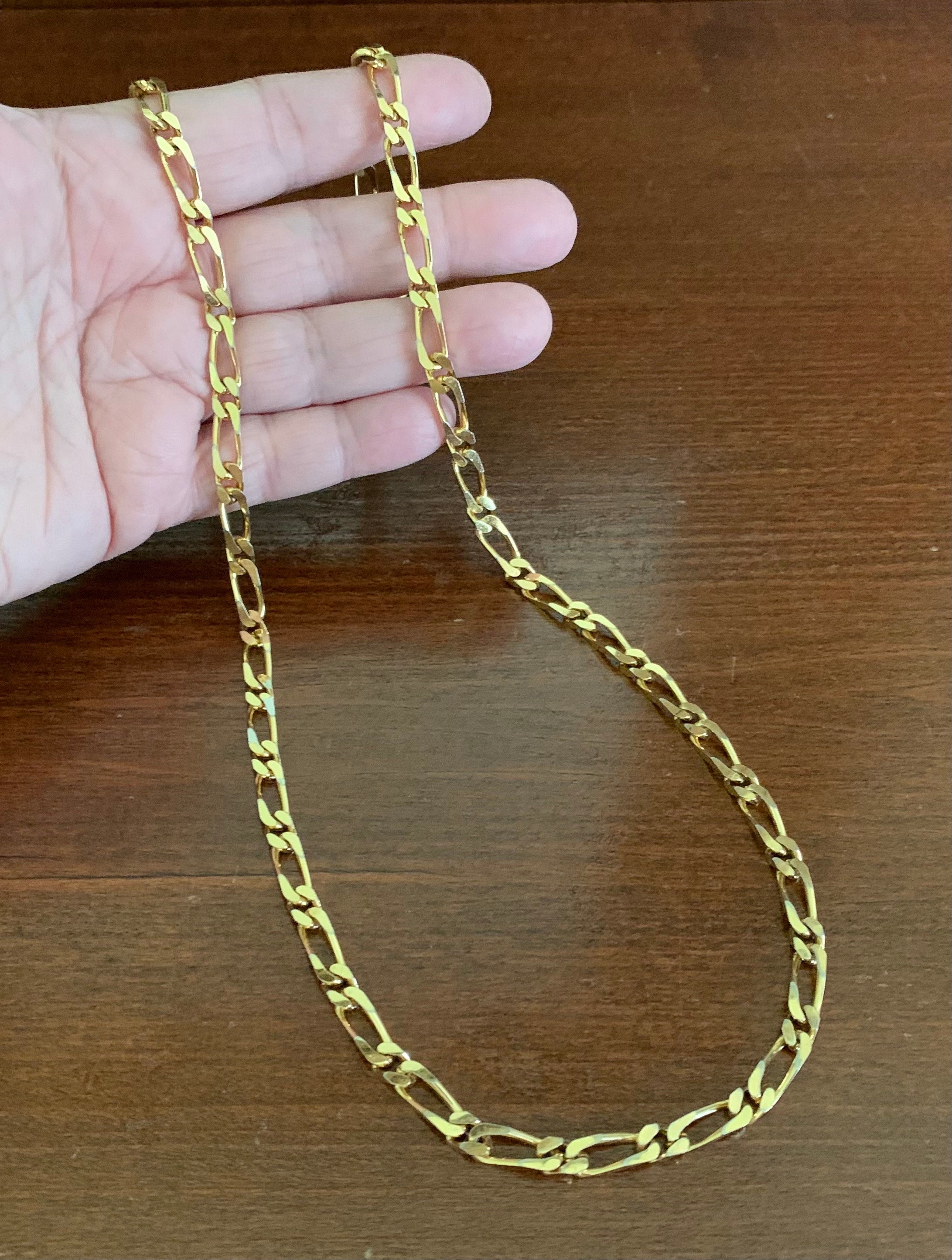 モネ ゴールドトーン フィガロチェーンリンクネックレス。長さ76cm 