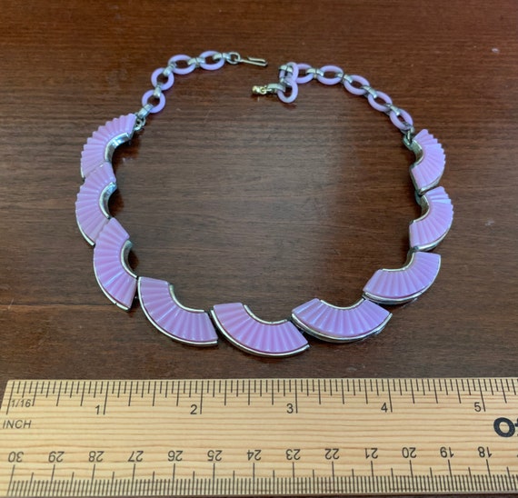 Lavender Purple Lucite Curved Link Choker Necklac… - image 4