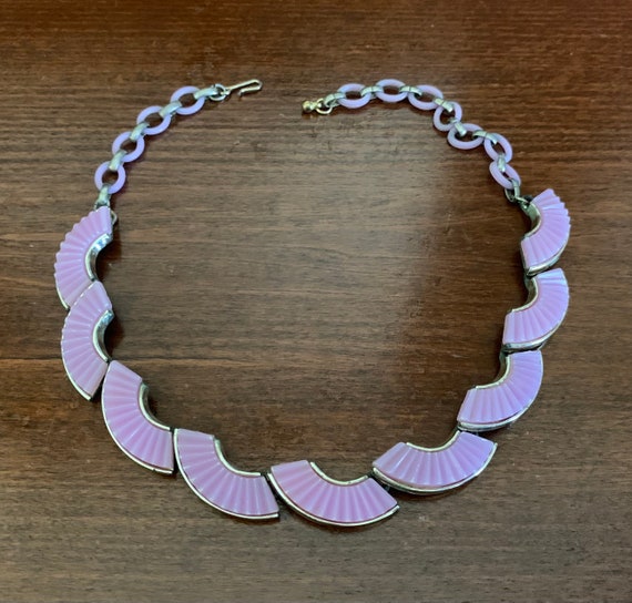Lavender Purple Lucite Curved Link Choker Necklac… - image 3
