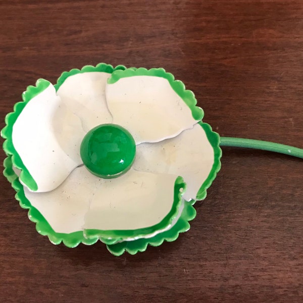 White With Green Enamel Poppy Brooch Pin. Large Floral Poppy Pin. Poppy Flower Pin.