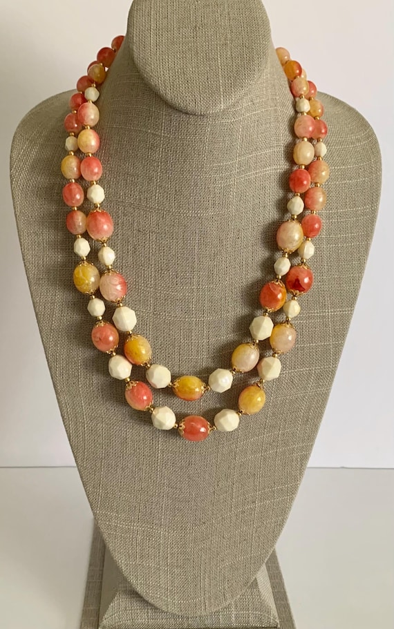 Vintage Hong Kong Beaded Necklace - image 2