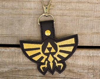 Zelda triforce keychain, geek zipper pull, zelda bag charm