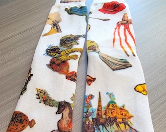 Dali Surrealistische Kunstsocken: Berühmte Gemälde Druck - Unisex Hohe Socken