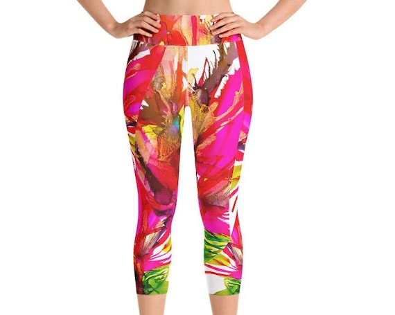Abstract Floral Capri Leggings: Hot Pink Artistic Print Yoga Pants