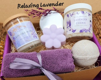 Lavender Gift Set for Women/ Relaxing Spa Gift Box/ Relaxation Gifts for Her/ Lavender Essential Oil Spa Box/ Bath and Beauty Kits for Women