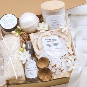 Tropical Coconut Spa Gift Box: Organic Self Care Bath & Body Set
