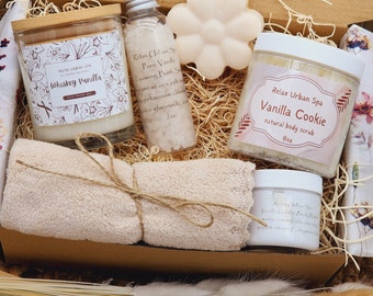 Natural Vanilla Spa Gift Box/ Birthday Gifts For Her/ Bath & Body Gift Set/ Handmade Spa Gift Set/ Spa Gifts For Women/ Cozy Warm Gift Box