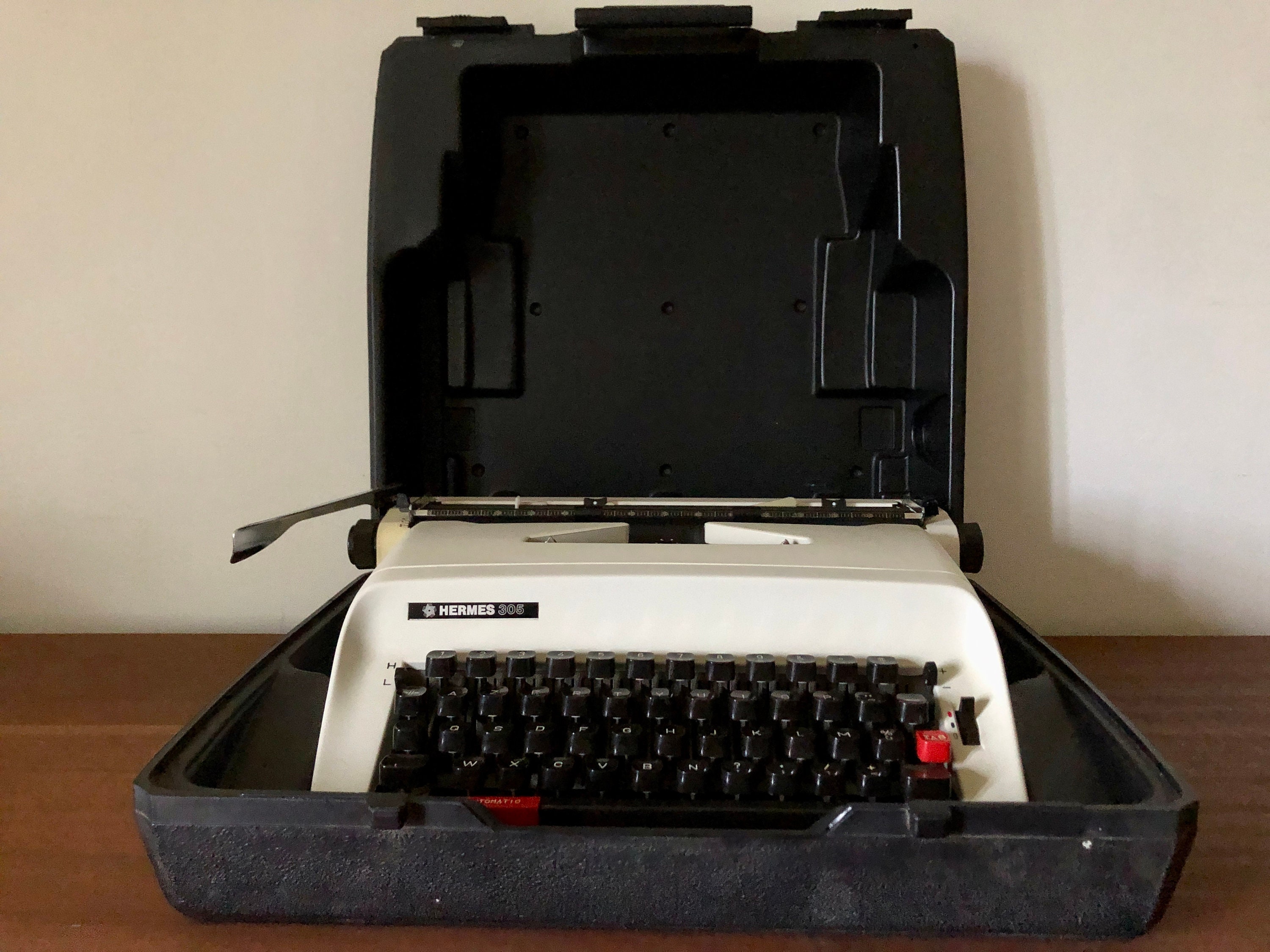 Hermes Baby Typewriter, White Japan Typewriter, Ethical Writer
