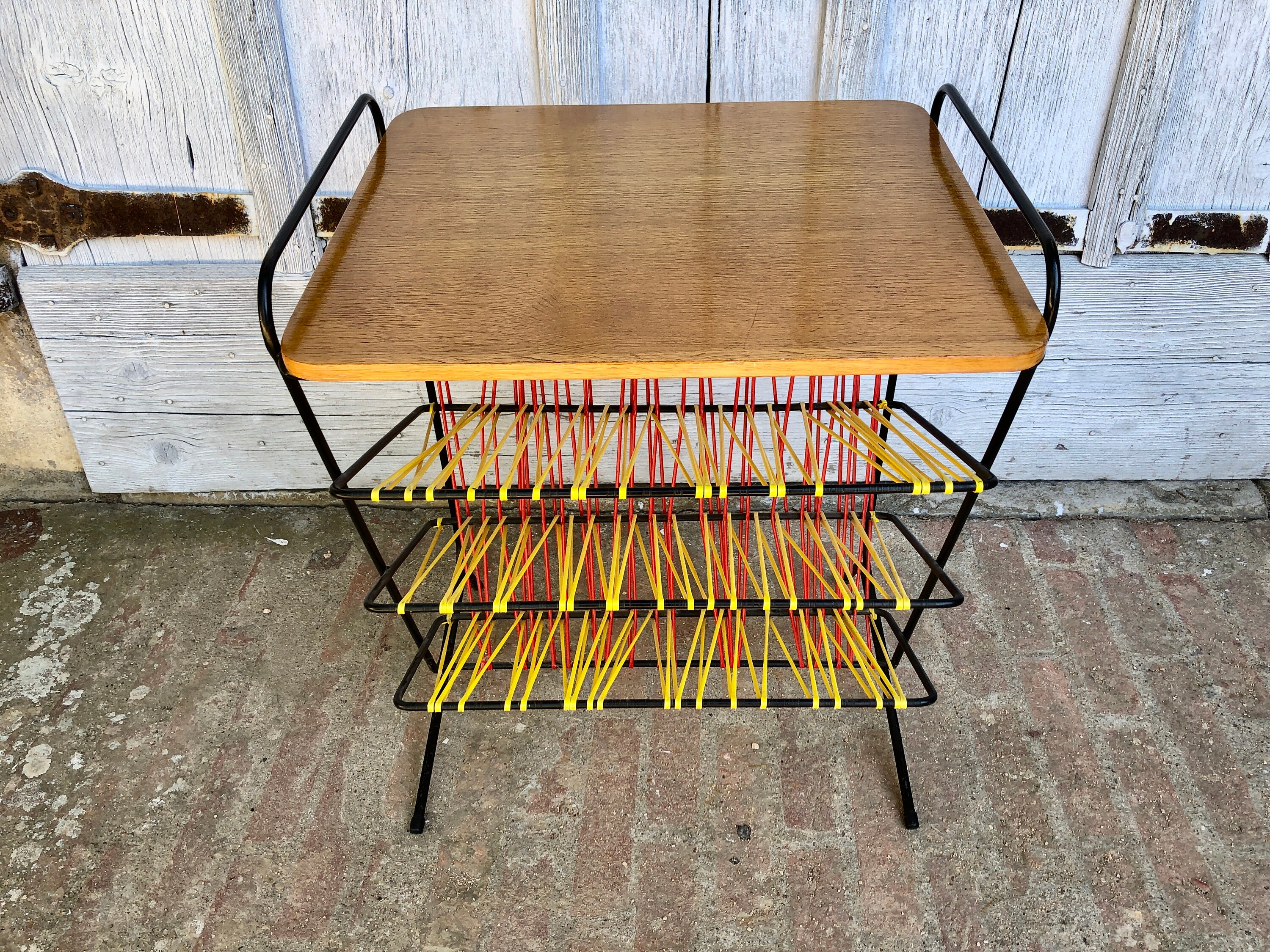 Porte-Revues Scoubidou,