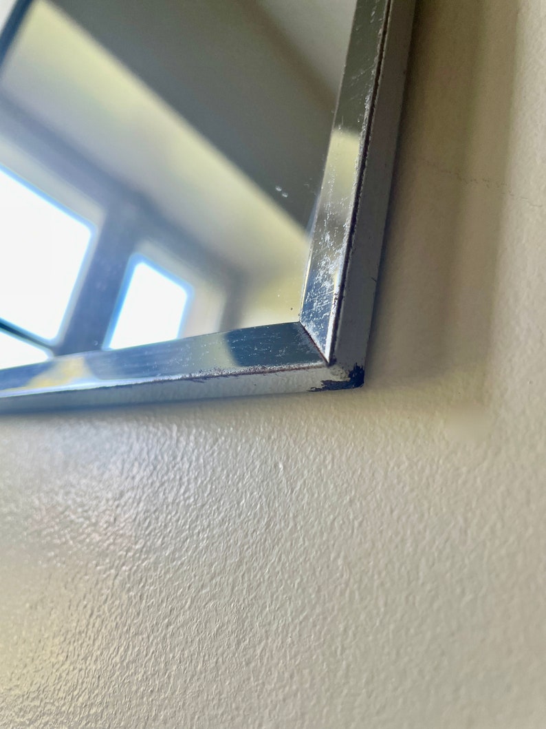 Spiegel aus verchromtem Metall, 1960, Badezimmerfriseur, Sammlung, Geschenk für ihn, kleiner rechteckiger Vintage-Retro-Spiegel aus der Mitte des Jahrhunderts Bild 6