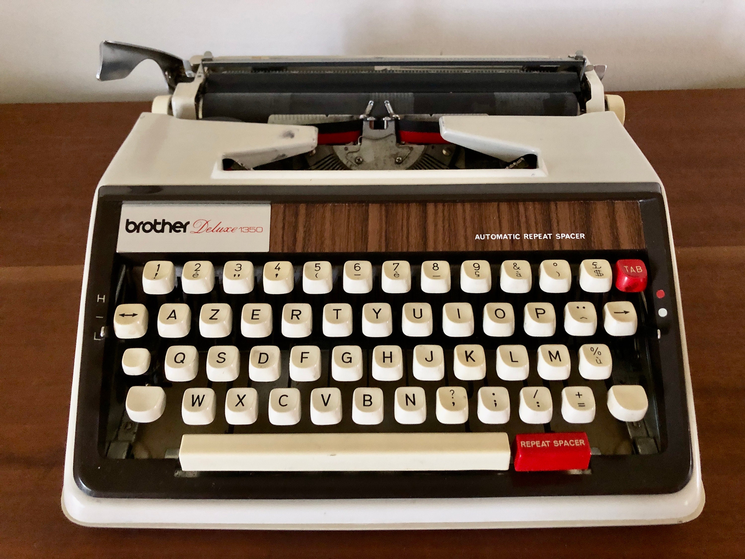 Brother タイプライター Deluxe1350