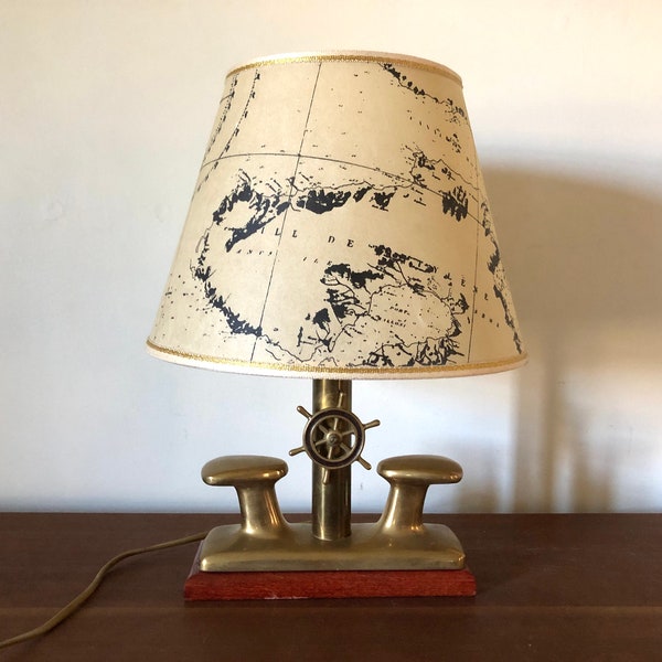 Lampe de marin italienne, teck laiton et parchemin, lampe à poser, lampe de bureau, cadeau pour lui, accessoire de décoration, rétro chic