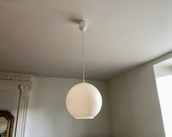 White ball pendant light 1990, modern design ceiling light, minimalist ceiling lamp, contemporary living room lamp, timeless chandelier