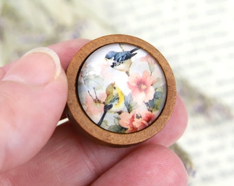 Blaumeise Brosche: Vogel Brosche aus Holz, Frühling Geschenk