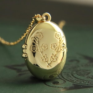 Gold Forget Me Not Locket Necklace: Victorian Style Oval Flower Locket