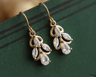 Art Deco Earrings : Gold Victorian Earrings, 1920s Earrings, Edwardian Earrings, Art Nouveau Earrings, Diamond Drop Earrings, Vintage Style