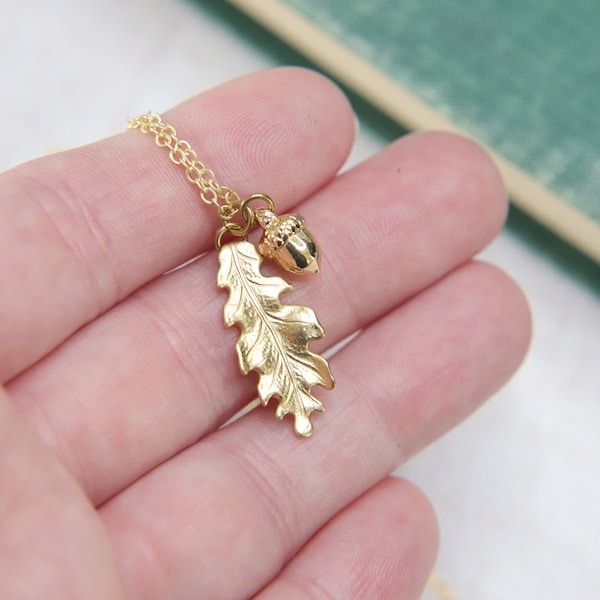 Oak Leaf Necklace, Acorn Pendant, Golden Brass, Autumn Jewellery, Fall Jewelry,Dainty Oak Tree,Silver Acorn,Bridesmaids Gift,Autumn Wedding
