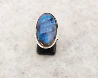 Blau auffällig natürliche Labradorit Cabochon Stein 925 Sterling Silberring.