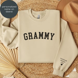 Personalized Grandma Sweatshirt with Grandkid Name on Sleeve Custom Gift for Grandma Custom Crewneck Sweatshirt for Mother&#39;s Day or Birthday