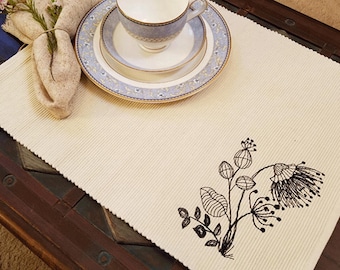 Floral Silhouette 3 Redwork - Machine Embroidery Design