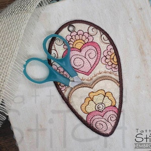 HEART Scissors Case EMBROIDERY - Sewing, Embroidery, Vintage, Scissors Case, Vintage Embroidery - Fits a 5x7&quot; Hoop - Embroidery Designs