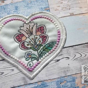 Jacobean Heart Coaster 2 - Se adapta a un aro de 4x4" - Diseños de bordado de máquinas