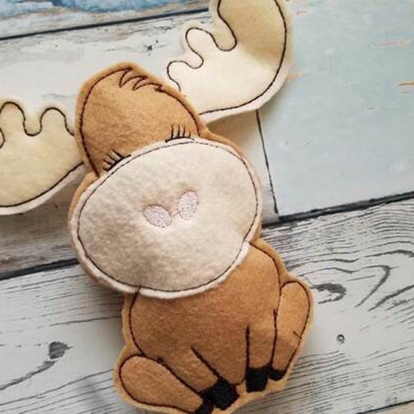 Woodland Stuffie - Moose - Embroidery Designs