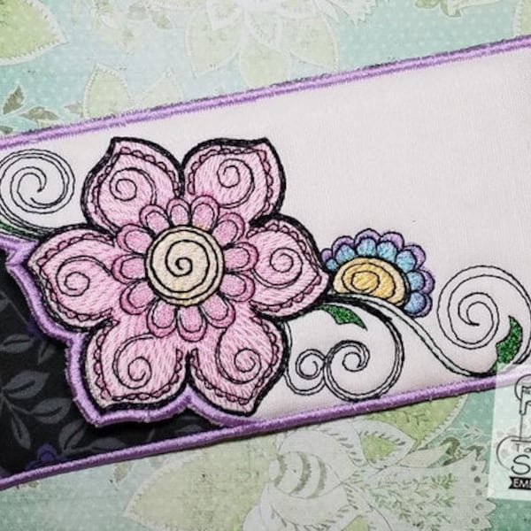 FLORAL Mehndi GLASSES CASE Embroidery -Machine Embroidery Design. 5 x 7" Hoop. Instant Download.