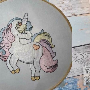UNICORN 2 EMBROIDERY - Fits a 4x4", 5x7" & 8x8" Hoop - Machine Embroidery Designs