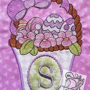 Easter Basket Applique - Fits a 5 by 7&quot; and 8 by 8&quot; Hoop - Instant Downloadable Machine Embroidery
